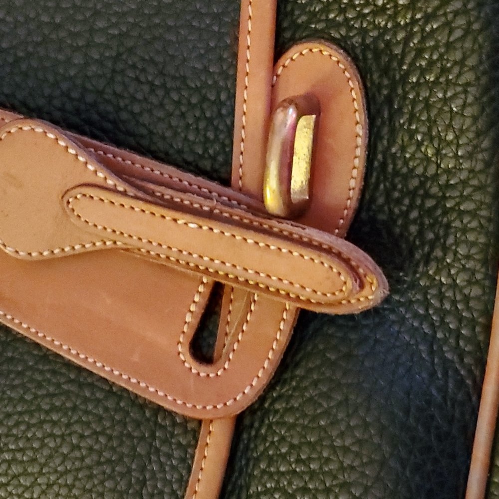 VINTAGE DOONEY PEBBLE LEATHER CROSSBODY. - Picture 7 of 8